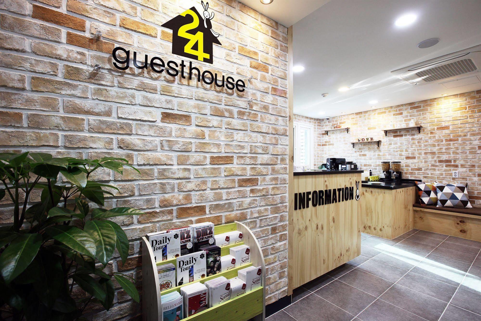 24 Guesthouse Myeongdong Avenue Séoul Extérieur photo